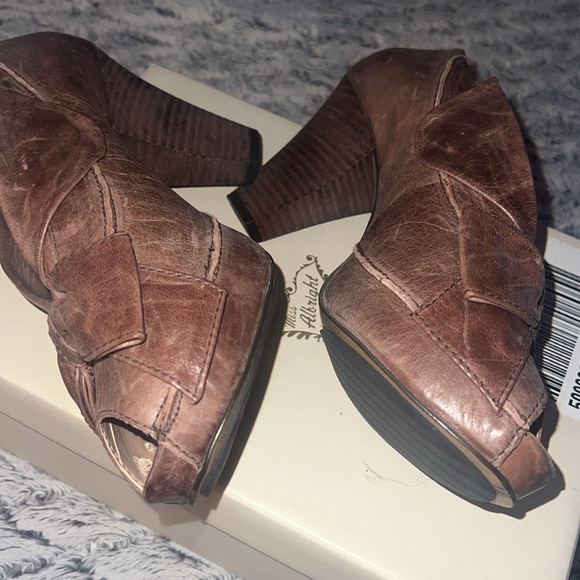 ANTHROPOLOGIE MISS ALBRIGHT Leather Clog Heeled Sandal Bootie Open Toe 8.5B - Picture 6 of 6